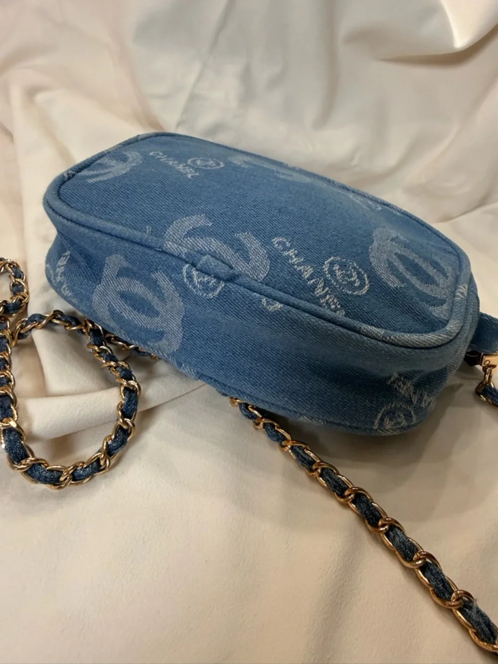Chanel Blue Denim Camera Bag with Chain Strap - Picture 5 of 7